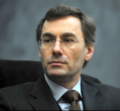 Kai-Uwe Schrogl