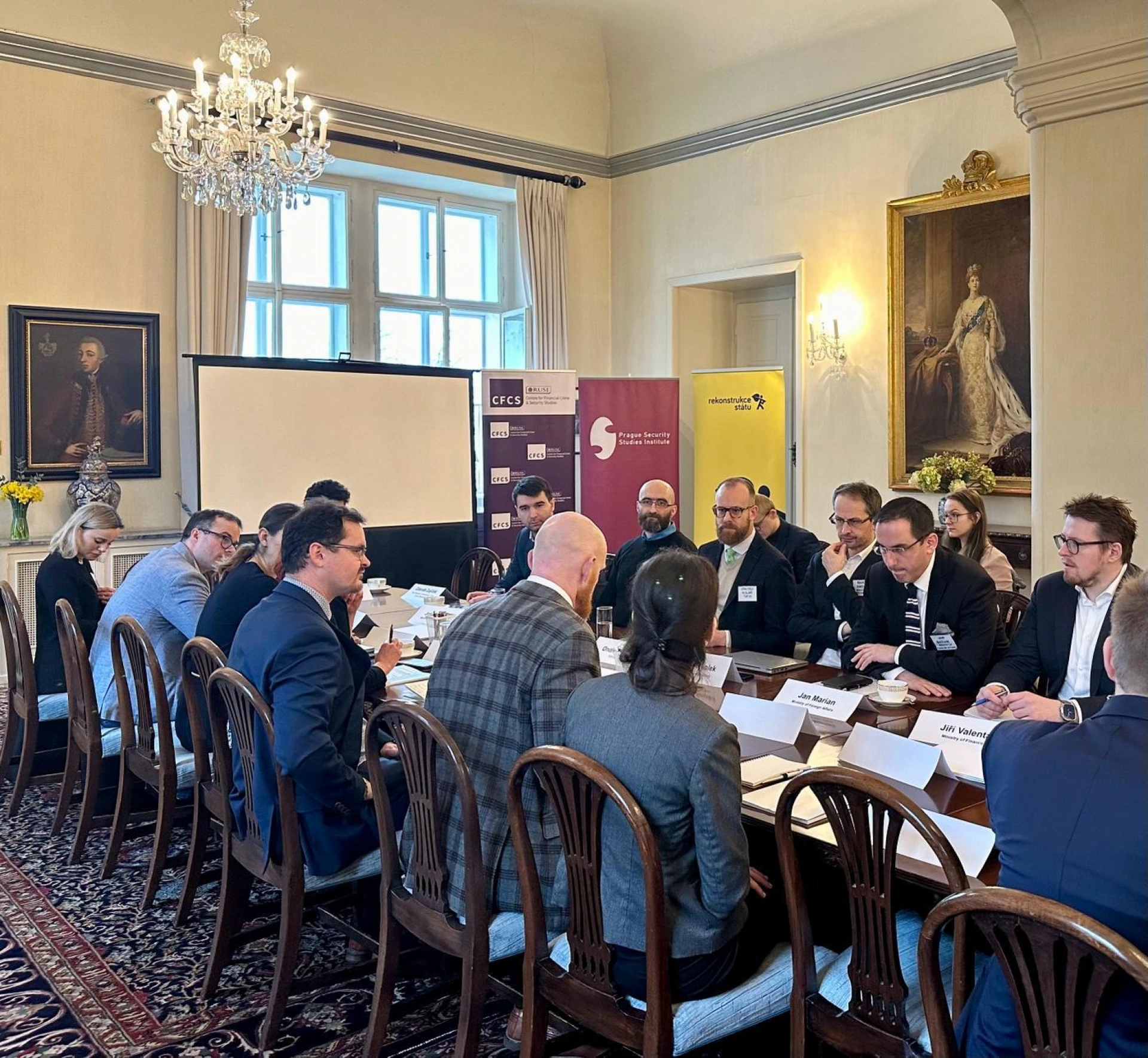 Closed Roundtable: Increasing the Effectiveness of Anti-russian Sanctions
