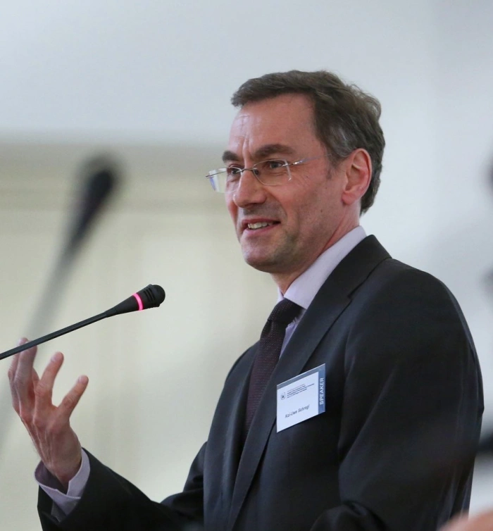 Kai-Uwe Schrogl